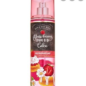 strawberry pound cake